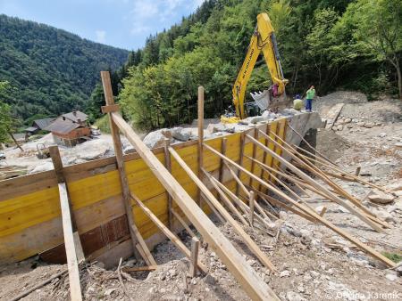 Sanacijska obnova vodotokov in hudournikov po poplavah (15)